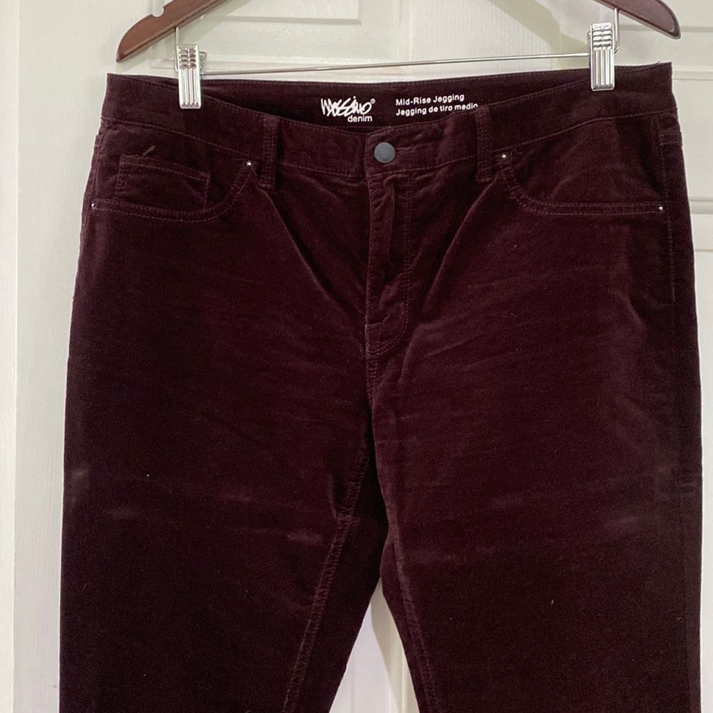 Deep purple corduroy jeggings.